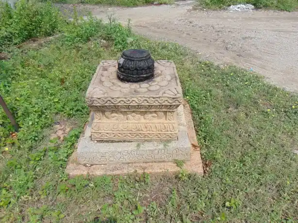 Arulmigu Dharmaraja Temple, Karuvalur - 641670 அருள்மிகு தர்மராஜா திருக்கோயில், Karuvalur - 641670, Tiruppur - Ancient Temple Architecture and History Image 6