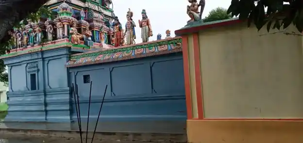 Arulmigu Dharmaraja Temple, Near Ration Shop, Sunnambukulam - 601201 அருள்மிகு தர்மராஜா திருக்கோயில், Near Ration Shop, Sunnambukulam - 601201, Tiruvallur - Ancient Temple Architecture and History Image 3