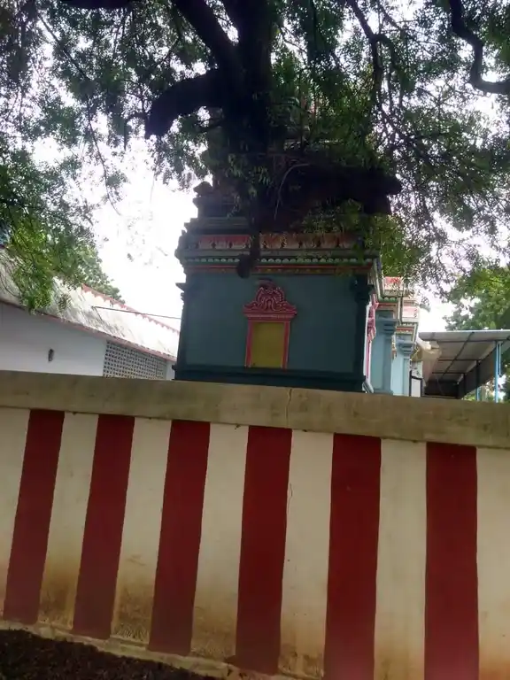 Arulmigu Dharmaraja Temple, Near Street, Thirukandalam - 601202