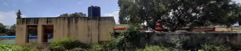 Arulmigu Dharmaraja Temple, Valathur - 635813 அருள்மிகு தர்மராஜா திருக்கோயில், வளத்தூர் - 635813, Vellore - Ancient Temple Architecture and History Image 4