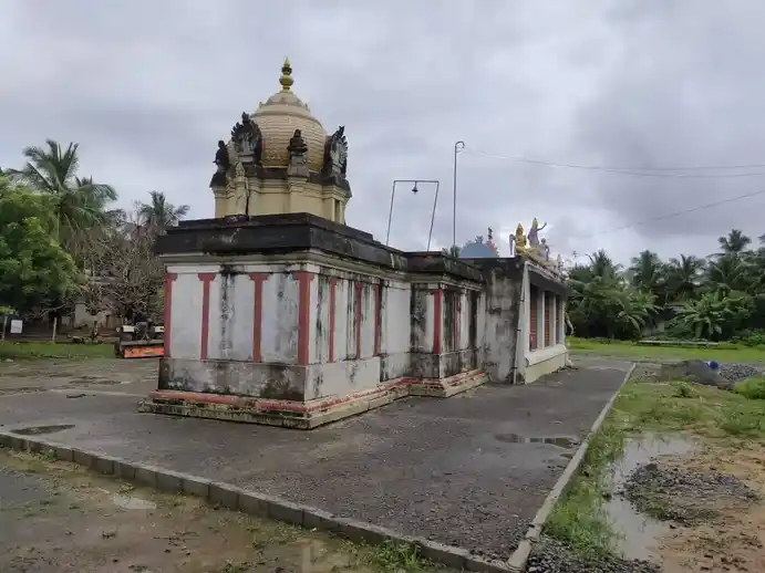 Arulmigu Dharmaraja Throupathiyamman Temple, Vedal - 603304 அருள்மிகு தர்மராஜா திரௌபதியம்மன் திருக்கோயில், Vedal - 603304, Chengalpattu - Ancient Temple Architecture and History Image 4