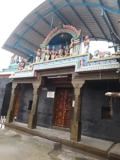 Arulmigu Dharmaraja Throupathy Amman Temple, Veeravanallur - 627426 அருள்மிகு தர்மராஜா திரௌபதியம்மன் திருக்கோயில், வீரவநல்லூா் - 627426, Tirunelveli - Ancient Temple Architecture and History Image 3