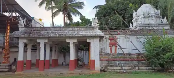 Arulmigu Dharmarajar,Dhropathiyamman Temple, Koovathur - 603305 அருள்மிகு தர்மராஜர் திரௌபதியம்மன் திருக்கோயில், Koovathur - 603305, Chengalpattu - Ancient Temple Architecture and History Image 4