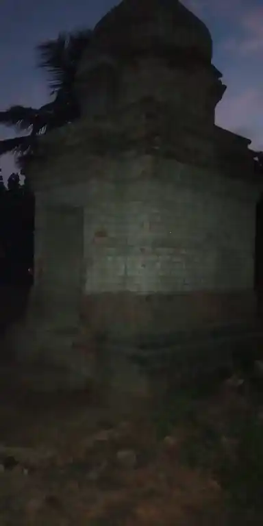 Arulmigu Dharmarajar Drowpathiyamman Temple, Bhrammadhesam - 605652 அருள்மிகு திரௌபதியம்மன் திருக்கோயில், Bhrammadhesam - 605652, Viluppuram - Ancient Temple Architecture and History Image 2