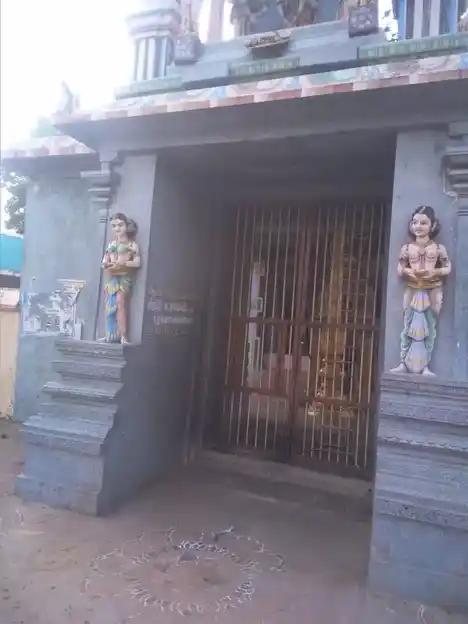 Arulmigu Dharmarajar Drowpathiyamman Temple, Karuveppilai Palaiyam, Karuveppilai Palaiyam - 607204 அருள்மிகு தர்மராஜர் திருக்கோயில், Karuveppilai Palaiyam, Karuveppilai Palaiyam - 607204, Viluppuram - Ancient Temple Architecture and History Image 2
