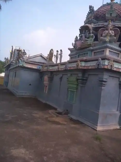 Arulmigu Dharmarajar Drowpathiyamman Temple, Karuveppilai Palaiyam, Karuveppilai Palaiyam - 607204 அருள்மிகு தர்மராஜர் திருக்கோயில், Karuveppilai Palaiyam, Karuveppilai Palaiyam - 607204, Viluppuram - Ancient Temple Architecture and History Image 3