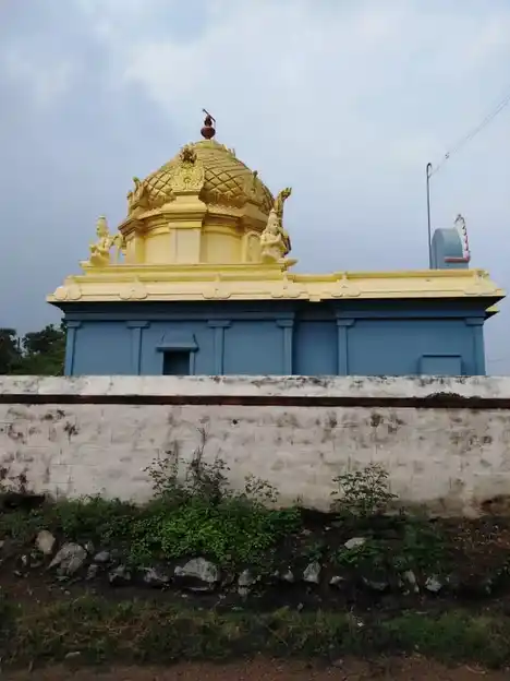 Arulmigu Dharmarajar Temple, Ezhusempun - 605402 அருள்மிகு தர்மராஜர், அம்மச்சார், பிடாரி திருக்கோயில், Ezhusempun - 605402, Viluppuram - Ancient Temple Architecture and History Image 2