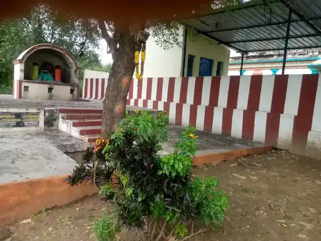 Arulmigu Dharmarajar Temple, Kuppampattu - 635751 அருள்மிகு தர்மராஜா திருக்கோயில், குப்பம்படடு - 635751, Vellore - Ancient Temple Architecture and History Image 4