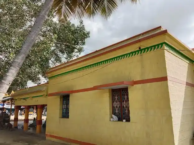 Arulmigu Dharmarajar Temple, Near Head Post, Palayapettai - 635001 அருள்மிகு தர்மராஜர் திருக்கோயில், Near Head Post, Palayapettai - 635001, Krishnagiri - Ancient Temple Architecture and History Image 4