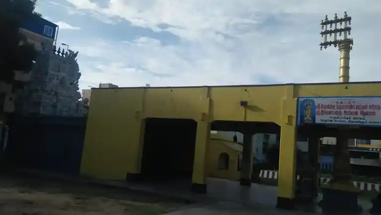 Arulmigu Dharmarajar Temple, Out Side The Village, Perumbakkam - 631402 அருள்மிகு தர்மராஜா திருக்கோயில், Out Side The Village, Perumbakkam - 631402, Tiruvallur - Ancient Temple Architecture and History Image 4