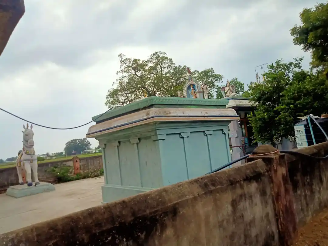 Arulmigu Dharmarajar Temple, Pazhaiyasiruvangur - 606206