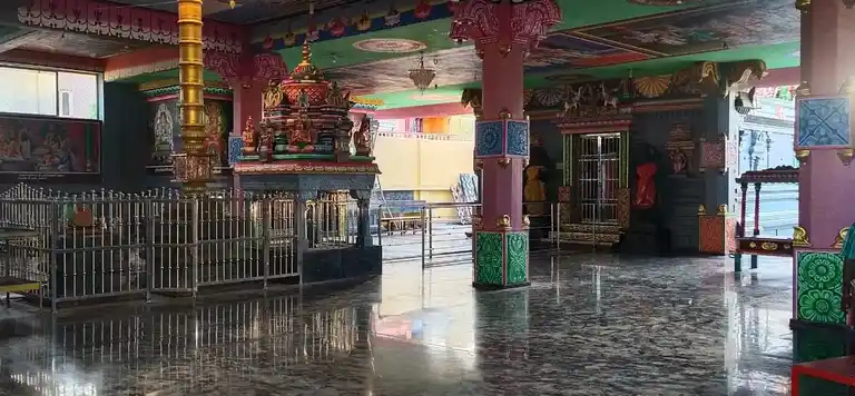 Arulmigu Dharmarajar Temple, Pillaisavadi - 605014 அருள்மிகு தர்மராஜர் திரௌபதியம்மன் திருக்கோயில், Pillaisavadi - 605014, Viluppuram - Ancient Temple Architecture and History Image 6