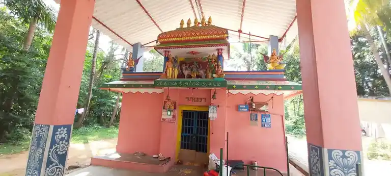 Arulmigu Dharmarajar Temple, Thengal - 632404 அருள்மிகு தர்மராஜர் திருக்கோயில், தெங்கால் - 632404, Vellore - Ancient Temple Architecture and History Image 2