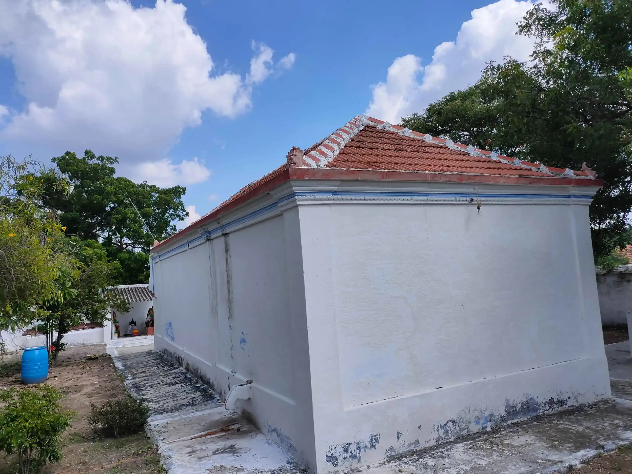 Arulmigu Dharmarajar Temple, V.Kallipalayam - 641664