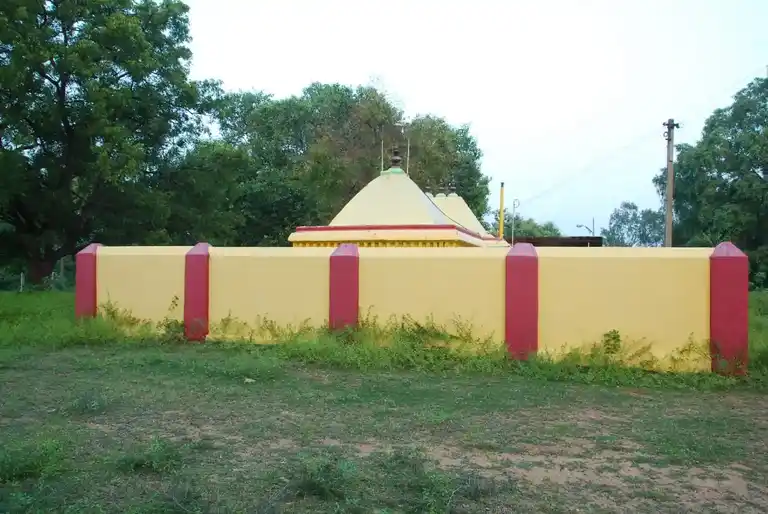 Arulmigu Dharmarajar Temple, Veeranandal - 631702 அருள்மிகு. தர்மராஜா திருக்கோயில், Veeranandal - 631702, Tiruvannamalai - Ancient Temple Architecture and History Image 2