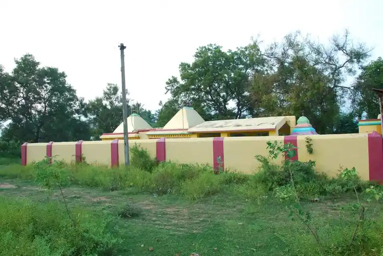 Arulmigu Dharmarajar Temple, Veeranandal - 631702 அருள்மிகு. தர்மராஜா திருக்கோயில், Veeranandal - 631702, Tiruvannamalai - Ancient Temple Architecture and History Image 4