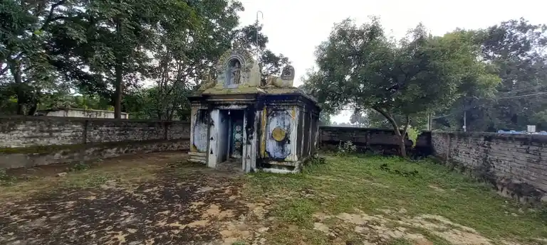 Arulmigu Dharmarajar Thirowpathi Temple, Asanamapettai - 604402 Arulmigu Dharmarajar Thirowpathi Temple, Asanamapettai - 604402, Tiruvannamalai - Ancient Temple Architecture and History Image 2
