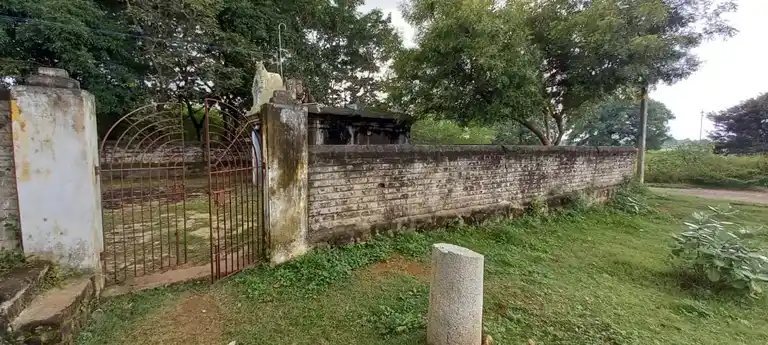 Arulmigu Dharmarajar Thirowpathi Temple, Asanamapettai - 604402 Arulmigu Dharmarajar Thirowpathi Temple, Asanamapettai - 604402, Tiruvannamalai - Ancient Temple Architecture and History Image 3