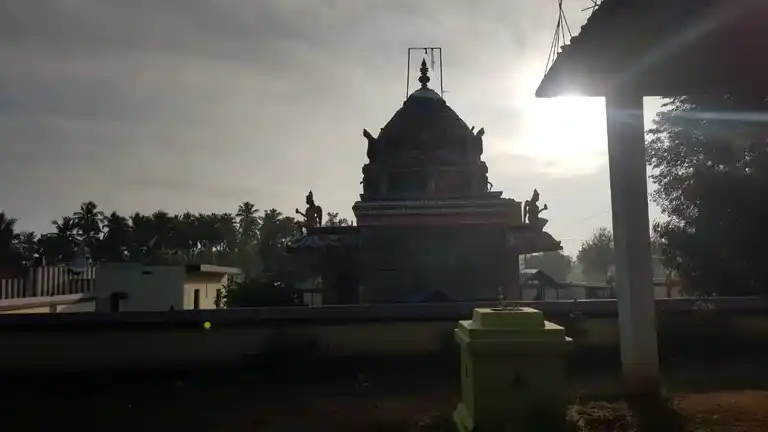 Arulmigu Dharmarajar Vagaiyara Temple, Melpallipattu - 606703 அருள்மிகு தர்மராஜா வகையறா திருக்கோயில், Melpallipattu - 606703, Tiruvannamalai - Ancient Temple Architecture and History Image 3