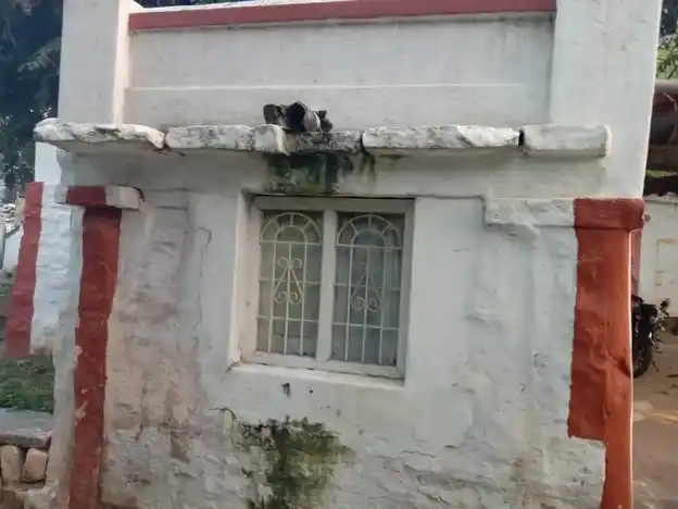 Arulmigu Dharmarayar Temple, Harijana Stareet, Hosur - 635105 அருள்மிகு தர்மராயர் திருக்கோயில், Harijana Stareet, Hosur - 635105, Krishnagiri - Ancient Temple Architecture and History Image 3