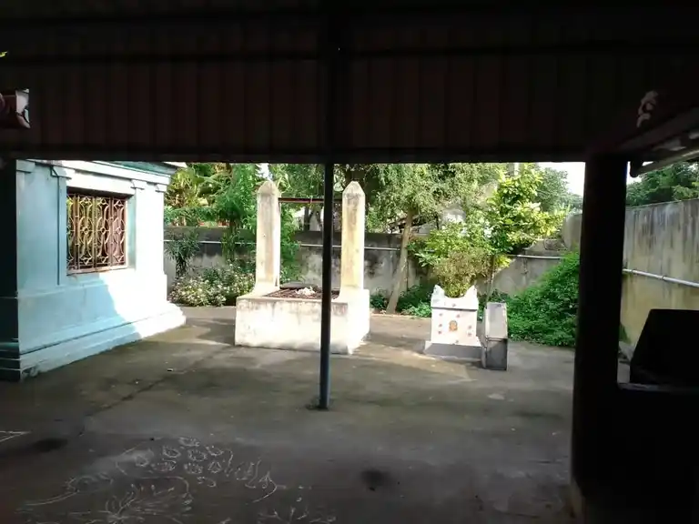 Arulmigu Dharmarlingswarar Temple, Poongunam, Panruti - 607106 அருள்மிகு தர்மலிங்கேஸ்வரர் கோயில், Poongunam, Panruti - 607106, Cuddalore - Ancient Temple Architecture and History Image 3