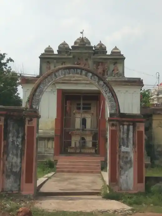 Arulmigu Dhatchina Pureeswar Temple, Thalachangadu - 609107 அருள்மிகு தெட்சணபுரீஸ்வரர் திருக்கோயில், Thalachangadu - 609107, Mayiladuthurai - Ancient Temple Architecture and History Image 2