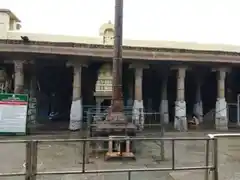 Arulmigu Dhenupureeshwarar Temple, Madampakkam, Chennai - 600126 அருள்மிகு தேனுபுரீஸ்வரர் திருக்கோயில், மாடம்பாக்கம், தாம்பரம் - 600126, Chengalpattu - Ancient Temple Architecture and History Image 2