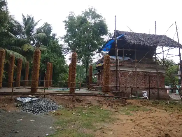 Arulmigu Dhropathiyamman Temple, Sarangapanipuliyambettai - 612001 அருள்மிகு திரௌபதியம்மன் திருக்கோயில், Sarangapanipuliyambettai - 612001, Thanjavur - Ancient Temple Architecture and History Image 2