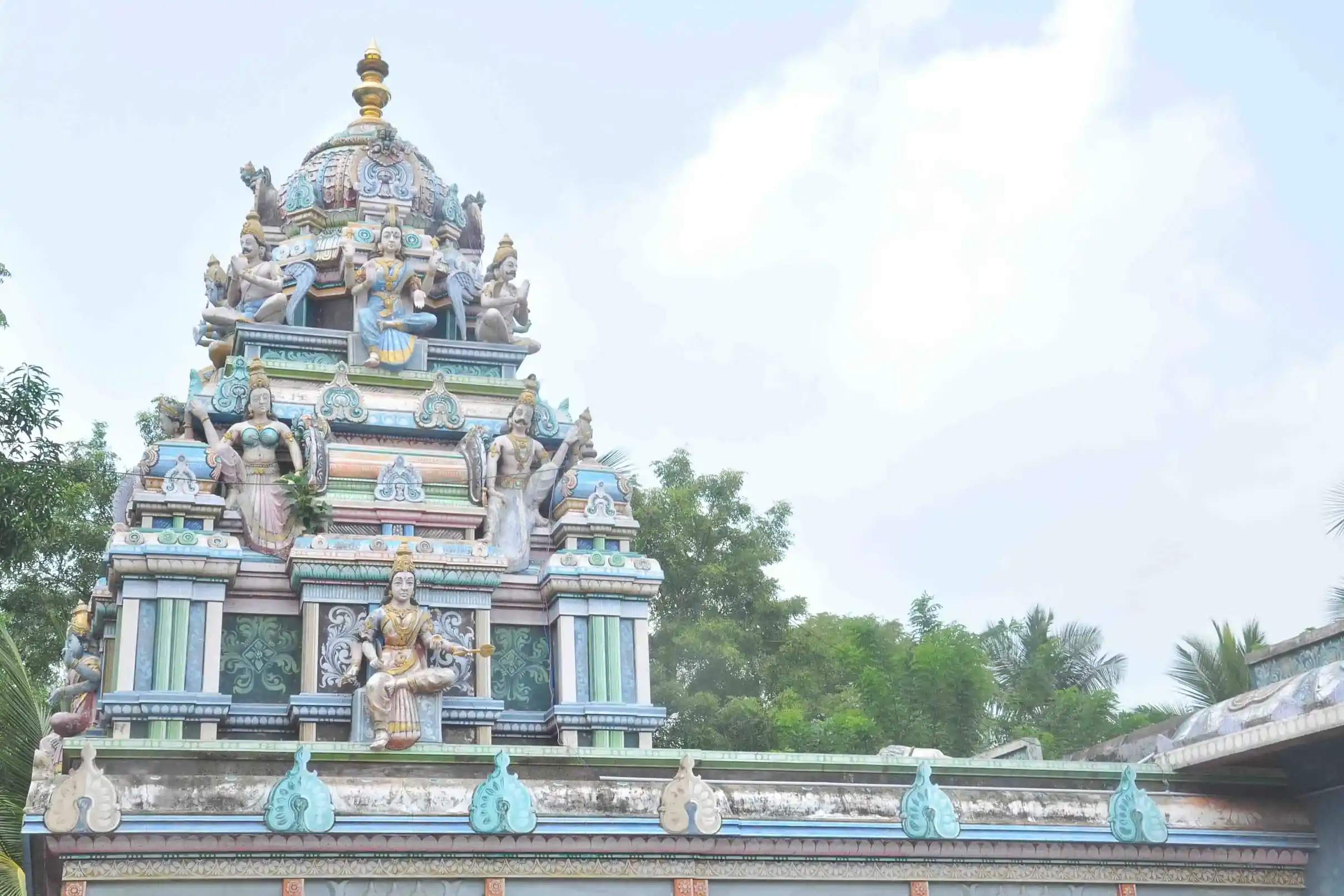 Arulmigu Dhrowpathi Amman and Agneeswarar Temple, Perambur - 609402 அருள்மிகு திரௌபதியம்மன் திருக்கோயில், பெரம்பூர், தரங்கம்பாடி வட்டம், பெரம்பூர் - 609402, Mayiladuthurai - Ancient Temple Architecture and History Image 15