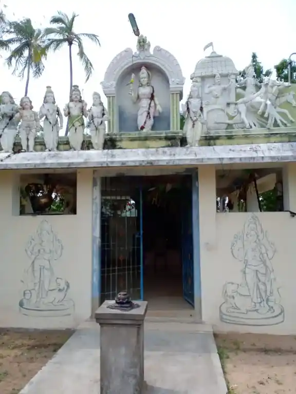 Arulmigu Dhrowpathiamman Temple, Chithivinayagapuram, Thandavankulam - 609101 Arulmigu Dhrowpathiamman Temple, Chithivinayagapuram, Sirkali - 609101, Mayiladuthurai - Ancient Temple Architecture and History Image 3