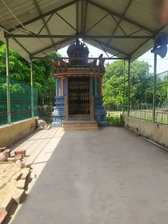 Arulmigu Dhrowpathiamman Temple, Yegoji, Aalangadu - 609109 Temple