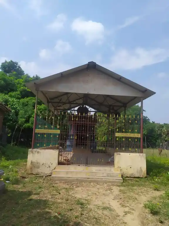 Arulmigu Dhrowpathiamman Temple, Yegoji, Aalangadu - 609109 அருள்மிகு திரௌபதியம்மன் திருக்கோயில், Yegoji, Maharajapuram - 609109, Mayiladuthurai - Ancient Temple Architecture and History Image 2