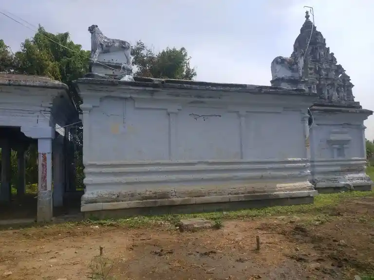 Arulmigu Doddai Palayanur Mariamman Temple, Near Solakottai, Vellolai - 636704 அருள்மிகு தொட்டாய் பழையூர் மாரியம்மன் திருக்கோயில், Near Solakottai, Vellolai - 636704, Dharmapuri - Ancient Temple Architecture and History Image 2