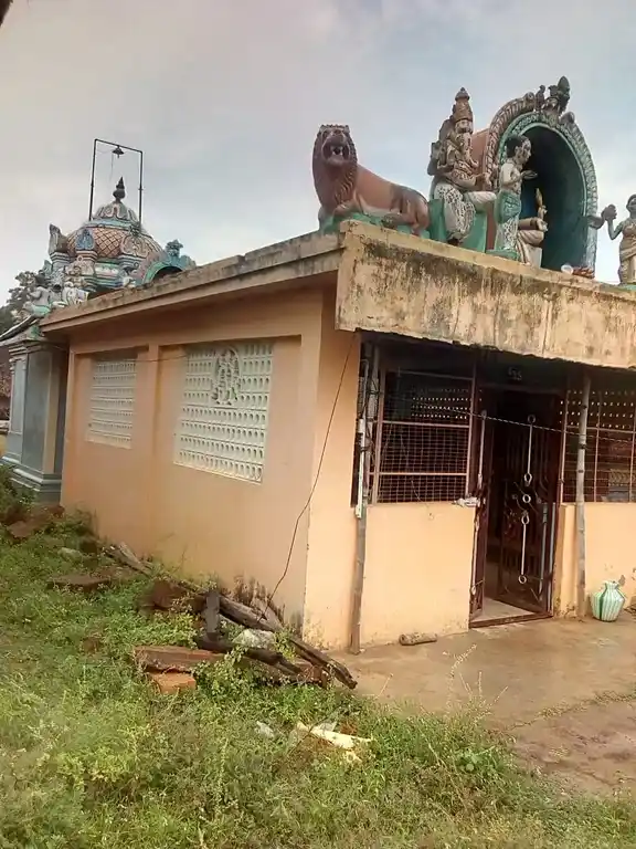 Arulmigu Draubathiamman Temple, Udaivartheeyanoor - 621901 அருள்மிகு திரௌபதியம்மன் திருக்கோயில், Udaivartheeyanoor - 621901, Ariyalur - Ancient Temple Architecture and History Image 4