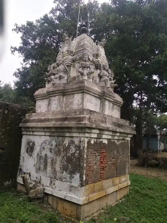 Arulmigu Draupathi Amman Temple, Athiyur - 621108 Arulmigu Draupathi Amman Temple, Athiyur - 621108, Perambalur - Ancient Temple Architecture and History Image 5