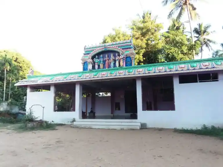 Arulmigu Dropathy Amman Temple, Chathiramkarupur - 612501 அ௫ள்மிகு திரெளபதியம்மன் தி௫க்கோயில், Chathiramkarupur - 612501, Thanjavur - Ancient Temple Architecture and History Image 4