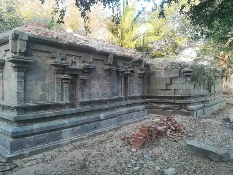 Arulmigu Drowpathiamman Temple, Periyakozhapallur - 604406 அருள்மிகு திரௌபதியம்மன் திருக்கோயில், Periyakozhapallur - 604406, Tiruvannamalai - Ancient Temple Architecture and History Image 3