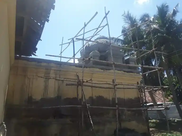 Arulmigu Drowpathiamman Temple, Tambikkottai Vadakadu - 614704 அருள்மிகு திரௌபதியம்மன் திருக்கோயில், Tambikkottai Vadakadu - 614704, Thanjavur - Ancient Temple Architecture and History Image 3