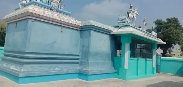 Arulmigu Drowpathiamman Venugopalaswamy Temple, Kazsirupakkam - 606707 அருள்மிகு திரௌபதியம்மன், வேணுகோபாலசுவாமி திருக்கோயில், Kazsirupakkam - 606707, Tiruvannamalai - Ancient Temple Architecture and History Image 7