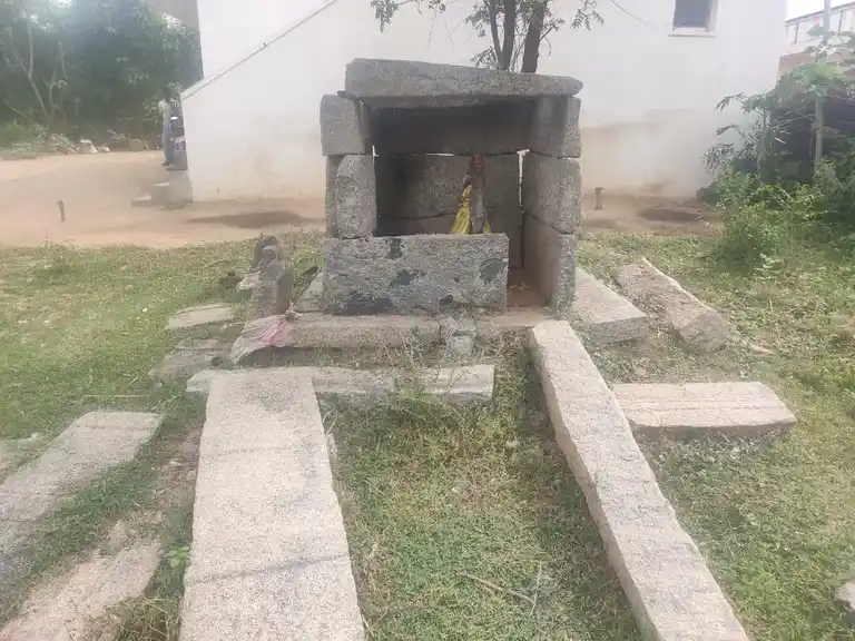 Arulmigu Drowpathiyamman, Aalur - 605757 Temple