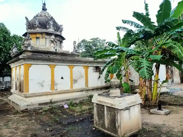 Arulmigu Drowpathiyamman, Aalur - 605757 Arulmigu Drowpathiyamman, Aalur - 605757, Kallakurichi - Ancient Temple Architecture and History Image 5
