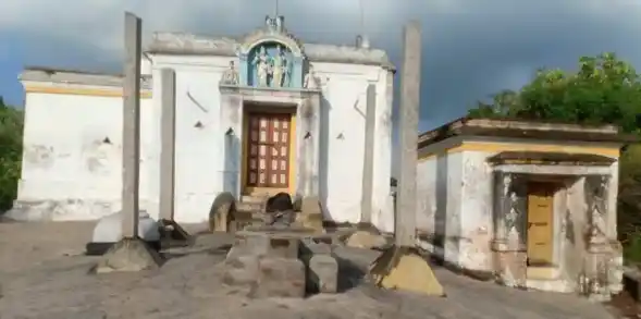 Arulmigu Drowpathiyamman Temple, Arakandanallur - 605752 Temple