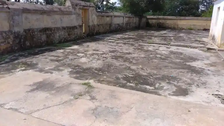 Arulmigu Drowpathiyamman Temple, Avalurpettai - 604201 அருள்மிகு திரௌபதியம்மன் திருக்கோயில், Avalurpettai - 604201, Viluppuram - Ancient Temple Architecture and History Image 7