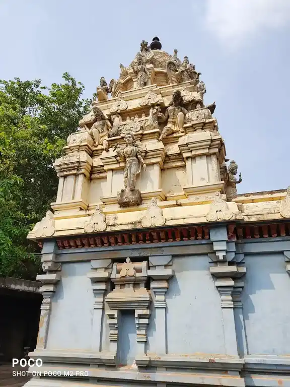 Arulmigu Drowpathiyamman Temple, Naduveerapattu - 607102 அருள்மிகு திரௌபதியம்மன் திருக்கோயில், Naduveerapattu - 607102, Cuddalore - Ancient Temple Architecture and History Image 3