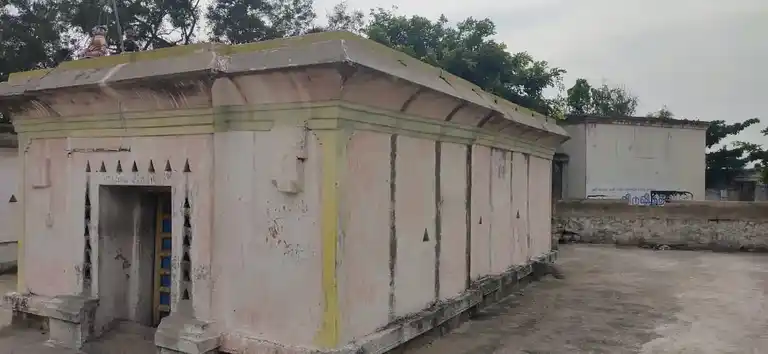 Arulmigu Drowpathiyamman Temple, Paadiyandhal - 605751 அருள்மிகு திரௌபதியம்மன் திருக்கோயில், Paadiyandhal - 605751, Kallakurichi - Ancient Temple Architecture and History Image 5