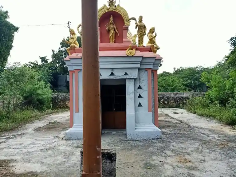 Arulmigu Drowpathiyamman Temple, Sittherippattu - 605755 அருள்மிகு திரௌபதியம்மன் திருக்கோயில், Sittherippattu - 605755, Viluppuram - Ancient Temple Architecture and History Image 2