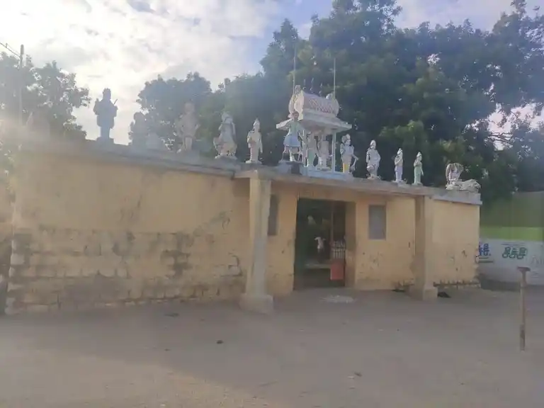 Arulmigu Drowpathiyamman Temple, T.Konalavaadi, T.Konalavaadi - 605803 அருள்மிகு திரௌபதியம்மன் திருக்கோயில், T.Konalavaadi, T.Konalavaadi - 605803, Viluppuram - Ancient Temple Architecture and History Image 4
