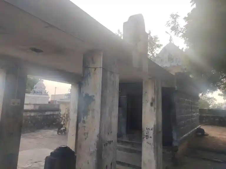 Arulmigu Drowpathiyamman Temple, T.Konalavaadi, T.Konalavaadi - 605803 அருள்மிகு திரௌபதியம்மன் திருக்கோயில், T.Konalavaadi, T.Konalavaadi - 605803, Viluppuram - Ancient Temple Architecture and History Image 5