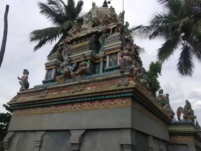 Arulmigu Drowpathiyamman Temple, Vadasiruvallur - 607107