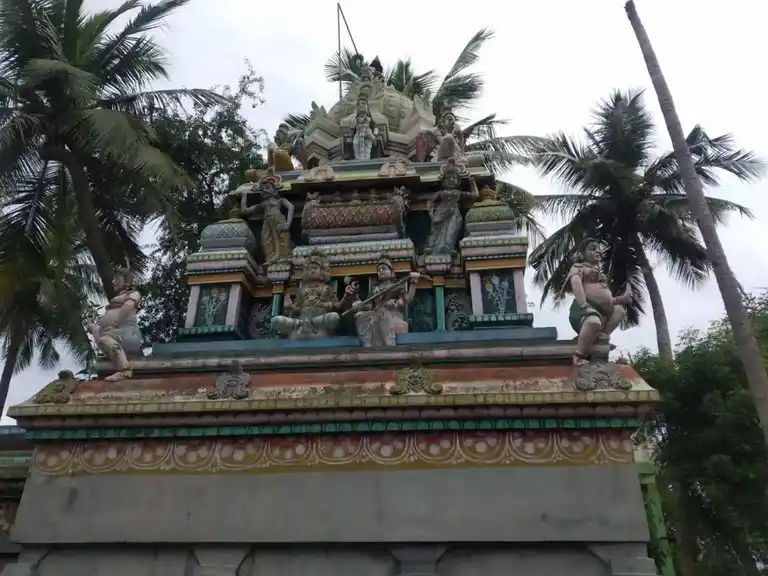 Arulmigu Drowpathiyamman Temple, Vadasiruvallur - 607107 அருள்மிகு திரௌபதியம்மன் திருக்கோயில், Vadasiruvallur - 607107, Kallakurichi - Ancient Temple Architecture and History Image 2